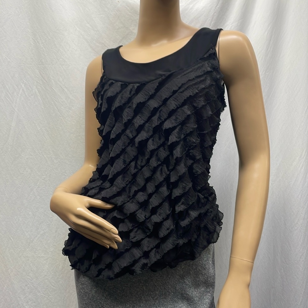 Janeric Women's Black Sleeveless Ruffles Top (S)